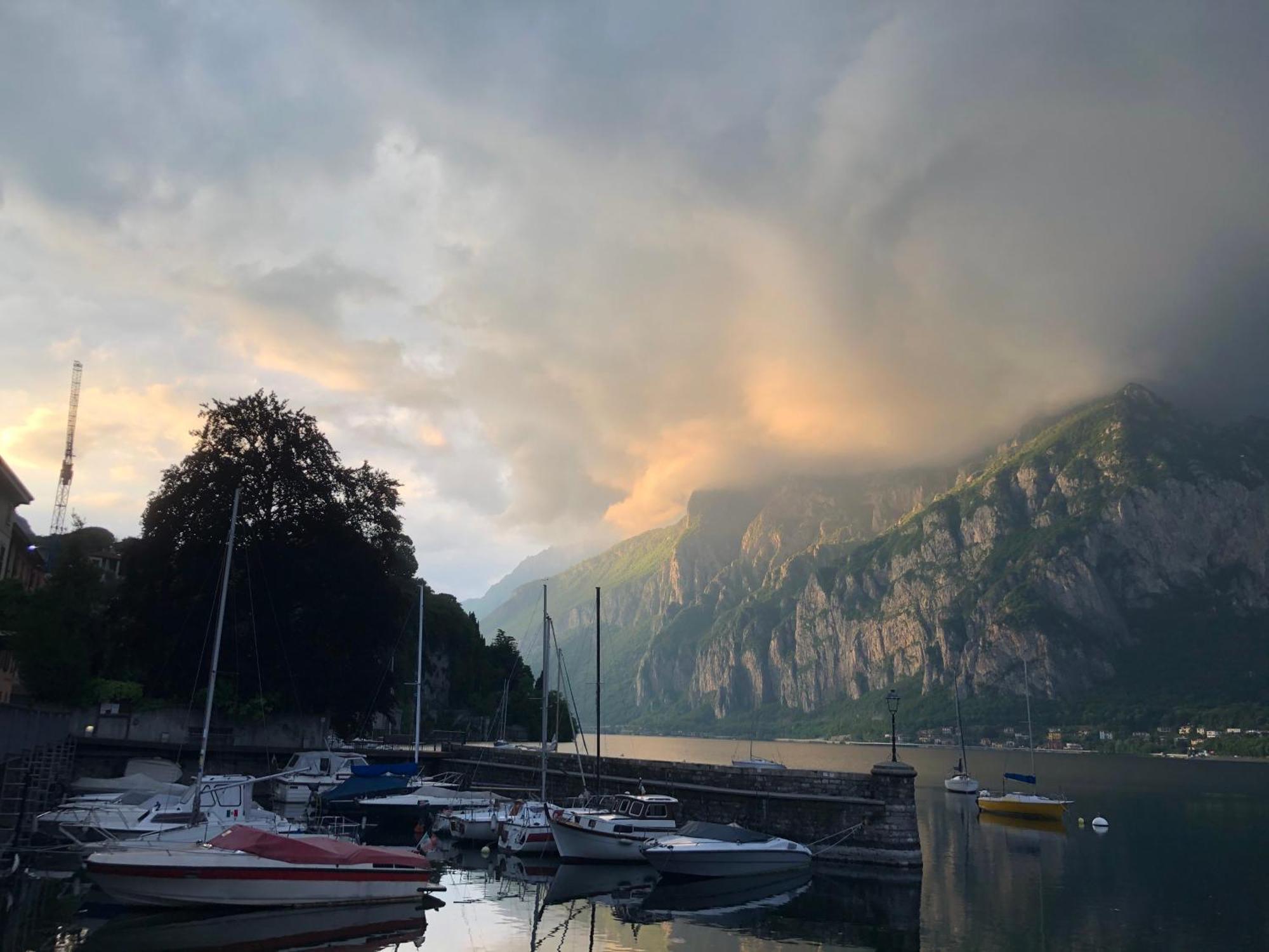 Casa P Lägenhet Malgrate Exteriör bild
